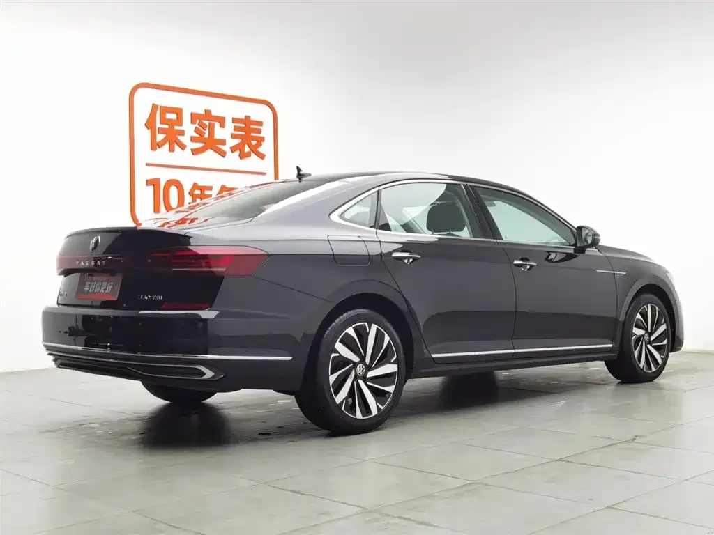 Volkswagen Passat — фото 7