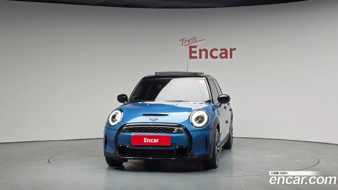 Mini Cooper 2024 из KR, фото 3