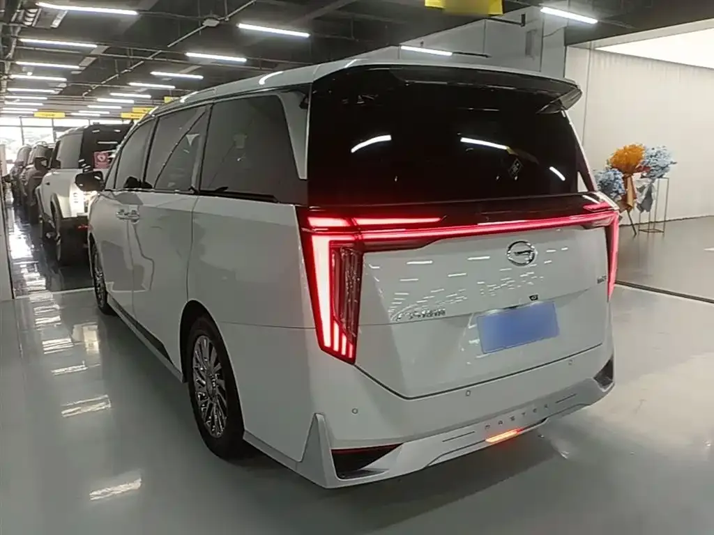 GAC Motor Trumpchi M8 — фото 3