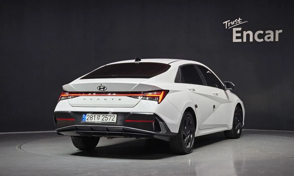 Hyundai AVANTE — фото 8