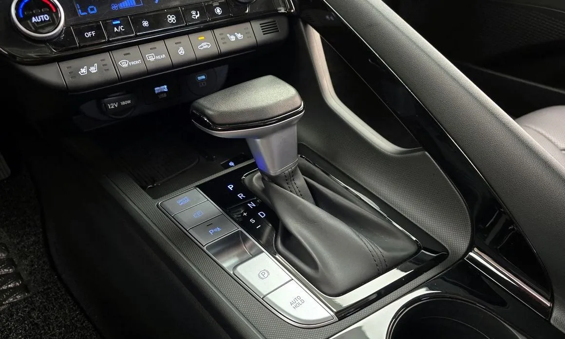 Hyundai AVANTE — фото 9
