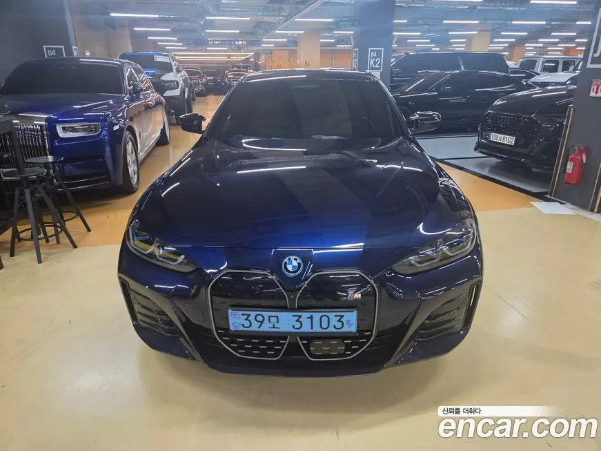 BMW i4