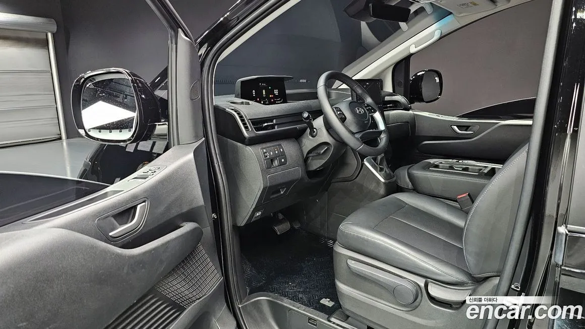 Hyundai Staria — фото 4
