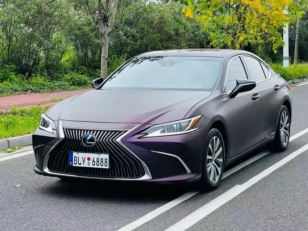 Lexus ES — фото 10