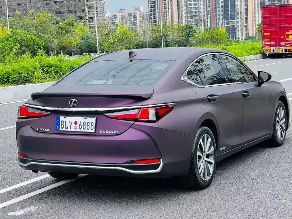 Lexus ES — фото 6