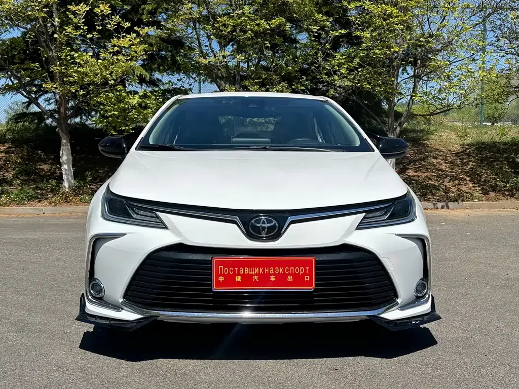 Toyota Corolla — фото 6