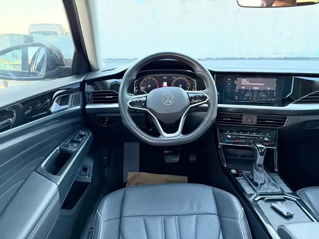 Volkswagen Passat — фото 5