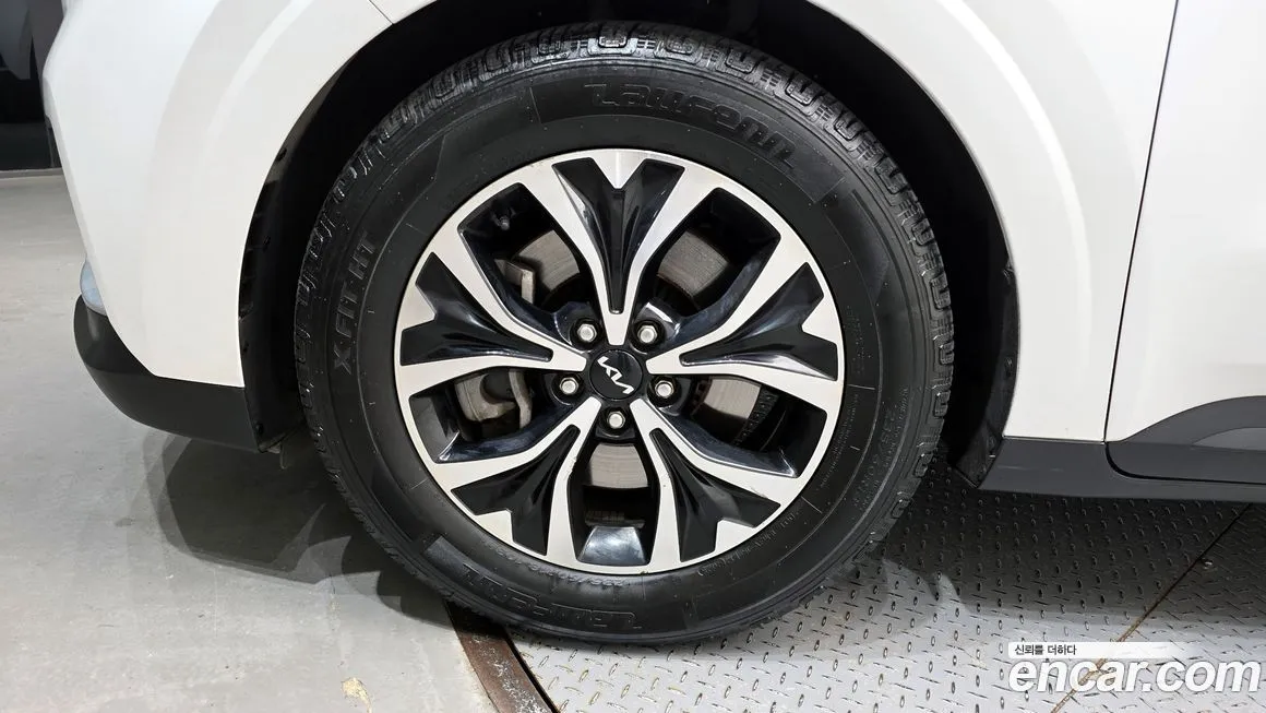 Kia Carnival 2023 из KR, фото 7