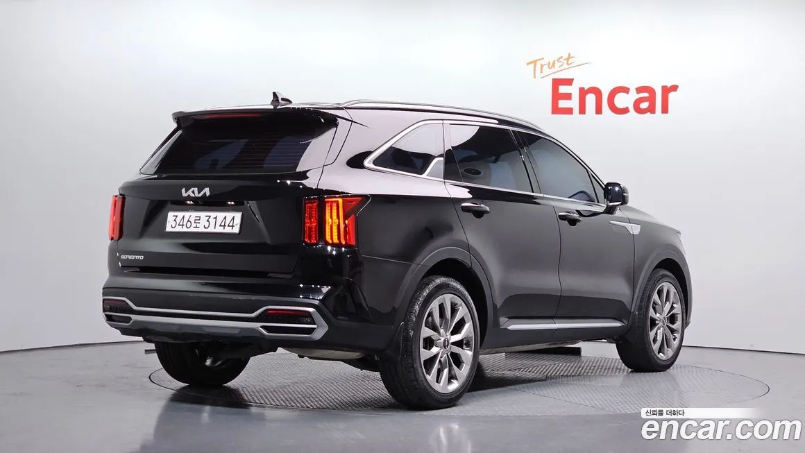 Kia Sorento — фото 10