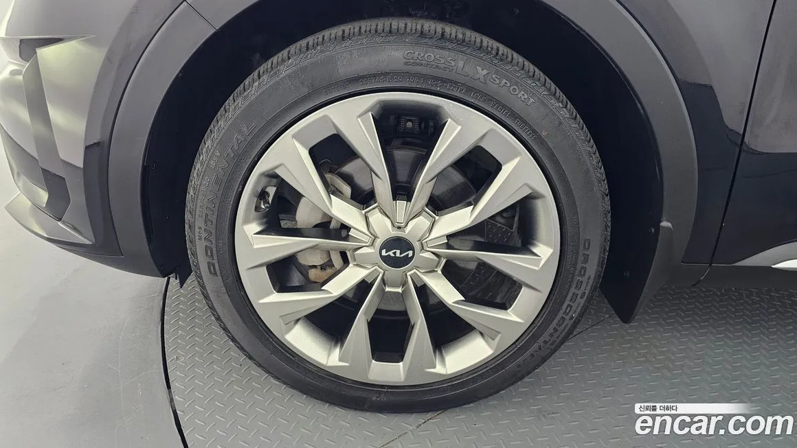 Kia Sorento — фото 8