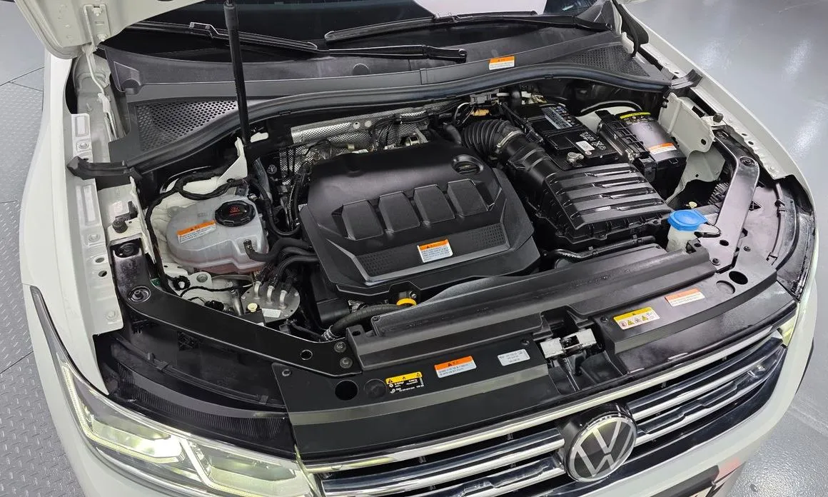 Volkswagen Tiguan — фото 7