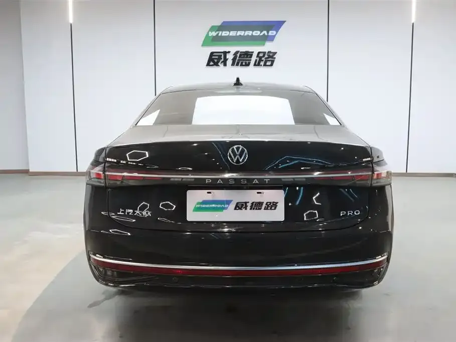 Volkswagen Passat — фото 7