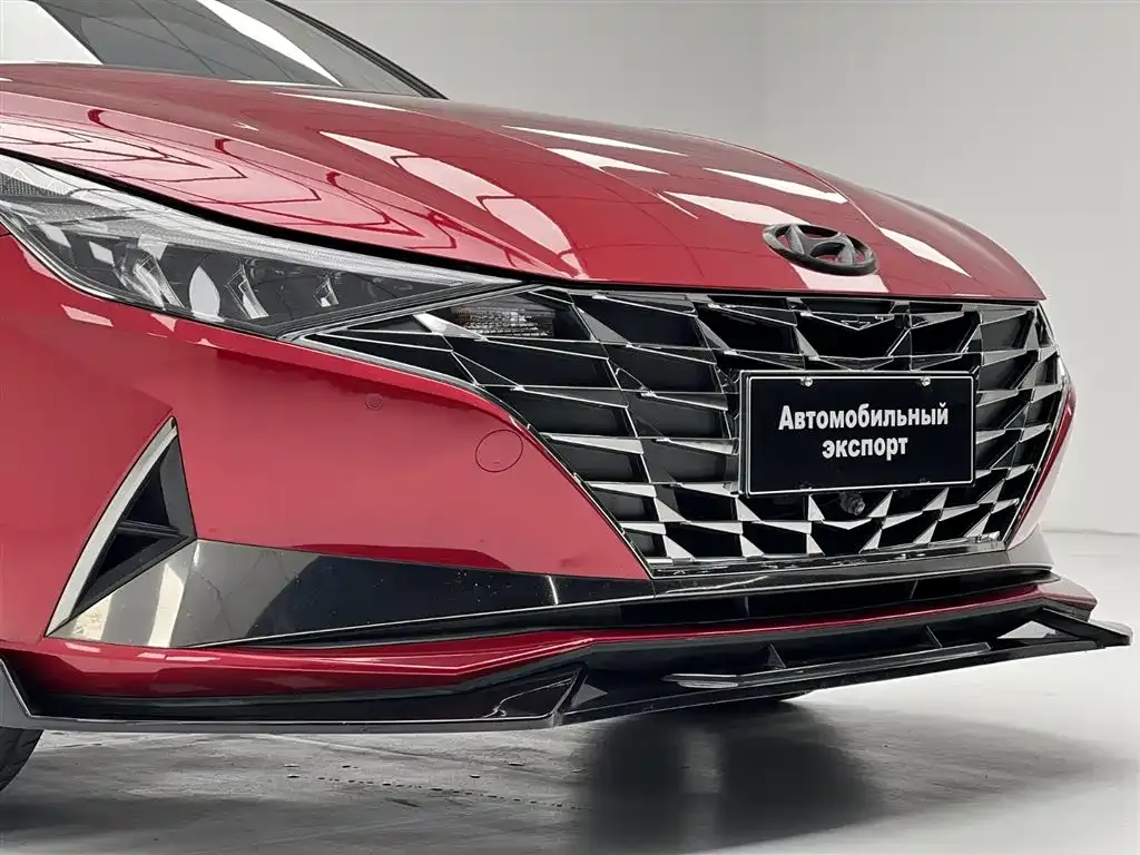 Hyundai Elantra — фото 7