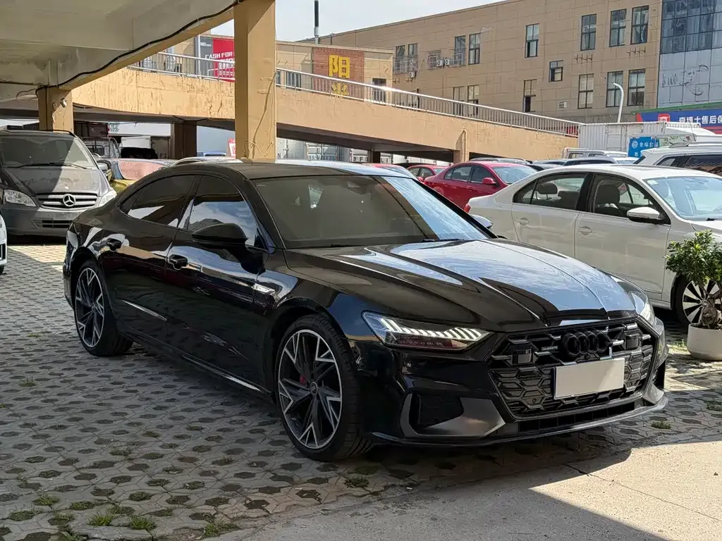 Audi A7L 2024 из CN, фото 5