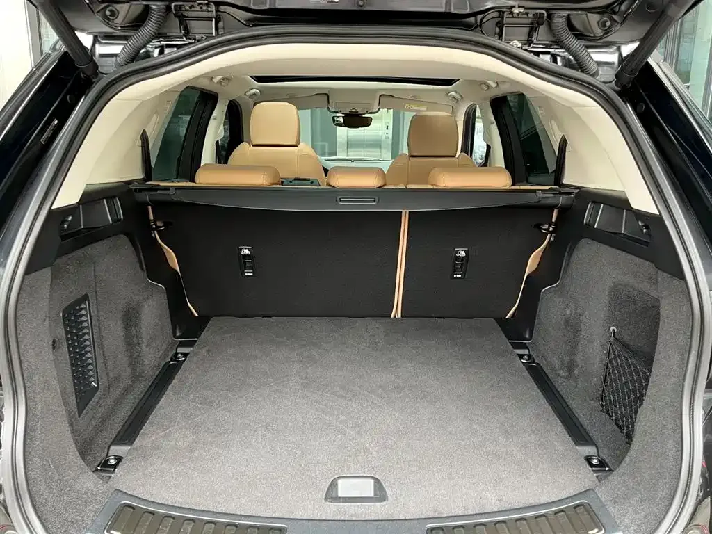 Land Rover Discovery Sport — фото 10
