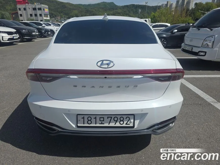 Hyundai Grandeur 2022 из KR, фото 4