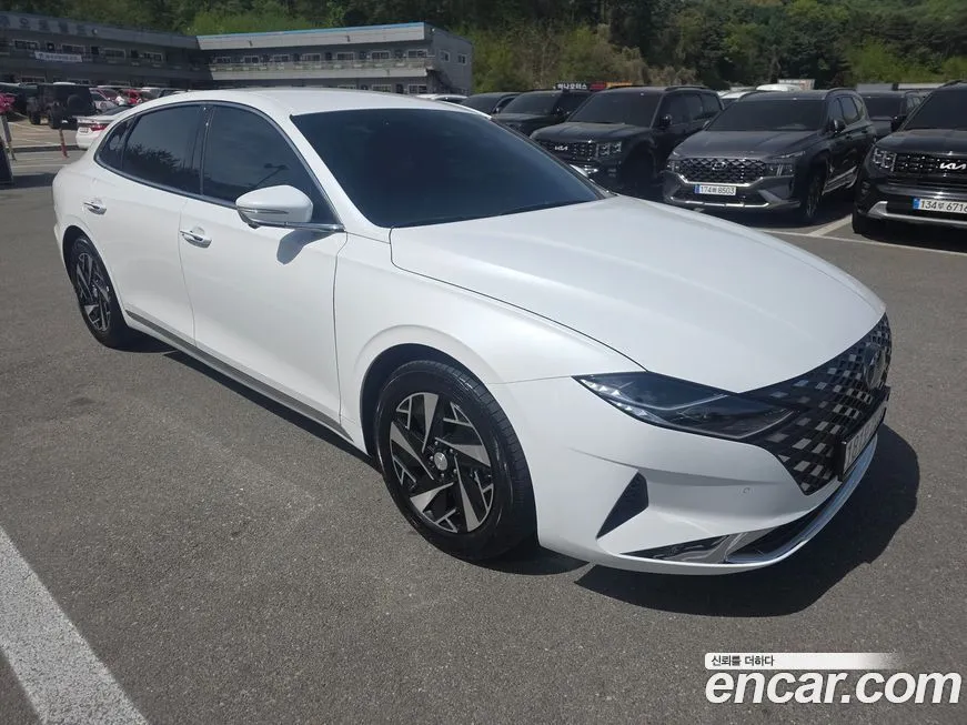 Hyundai Grandeur 2022 из KR, фото 8
