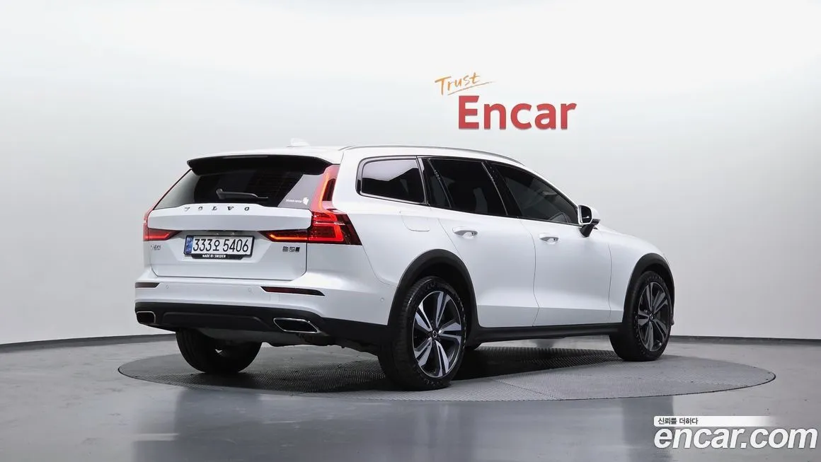 Volvo V60 2021 из KR, фото 4
