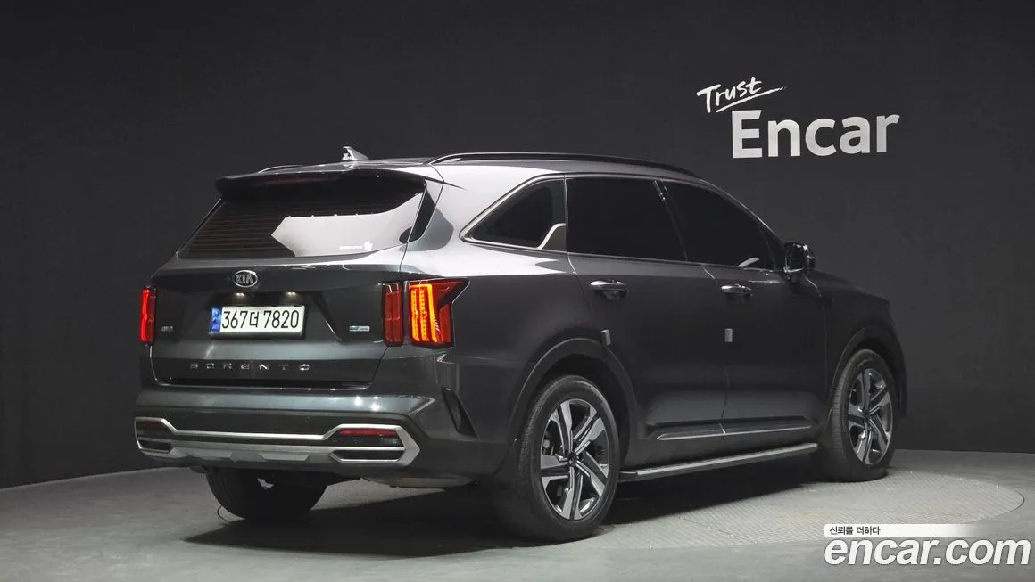 Kia Sorento — фото 4