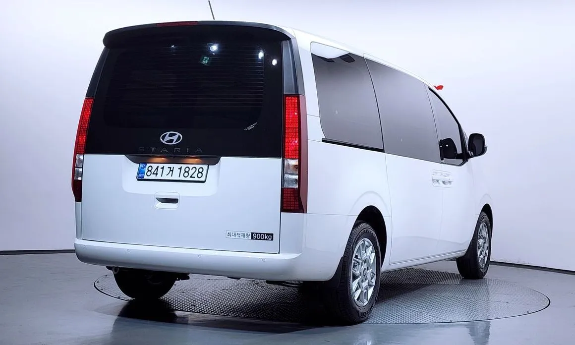 Hyundai Staria 2025 из KR, фото 5
