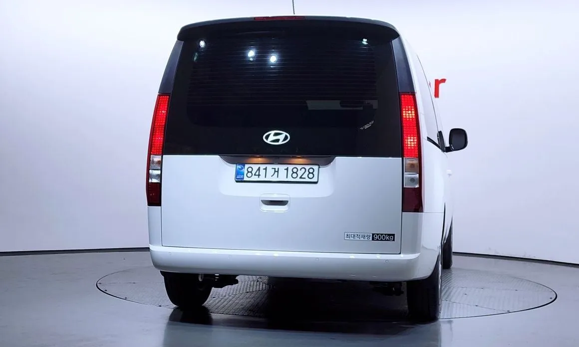 Hyundai Staria 2025 из KR, фото 3
