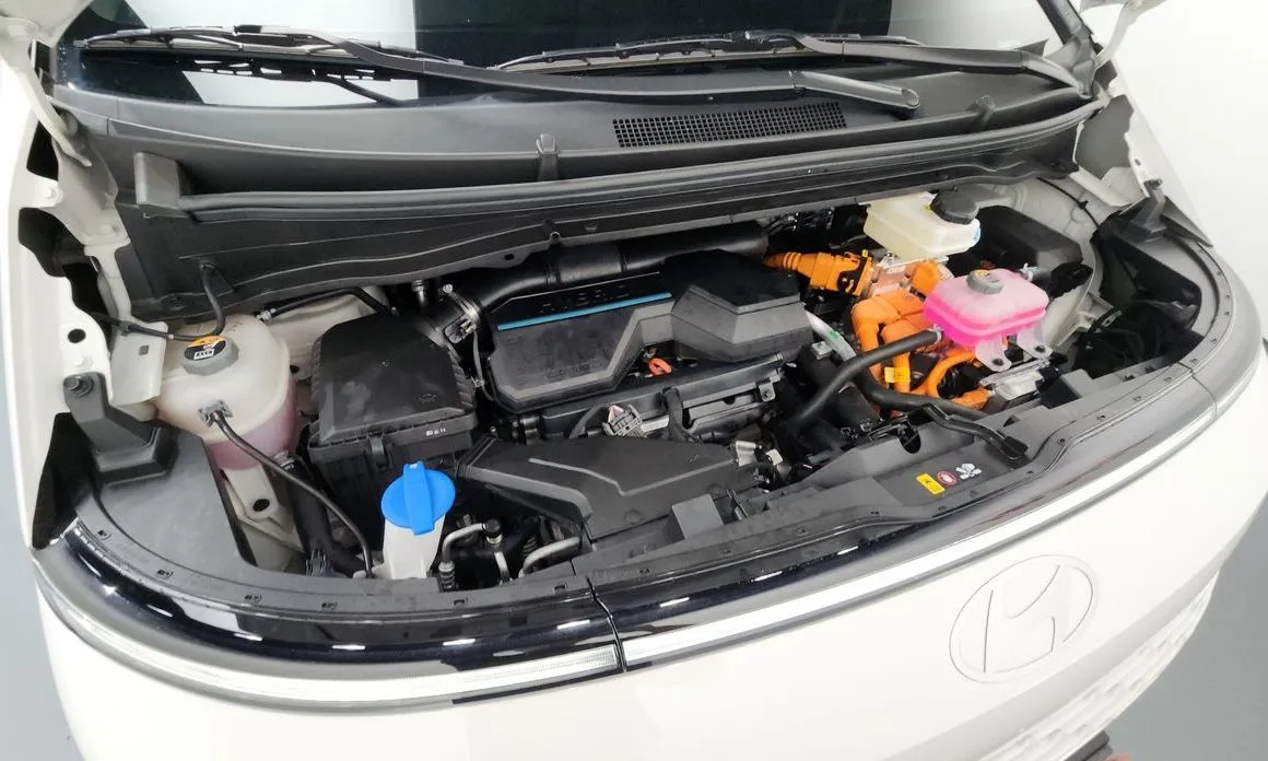 Hyundai Staria 2025 из KR, фото 8