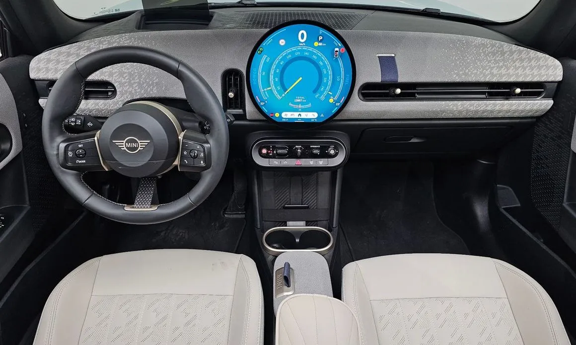 Mini Cooper 2025 из KR, фото 10
