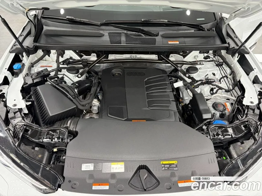 Audi Q5 2025 из KR, фото 9
