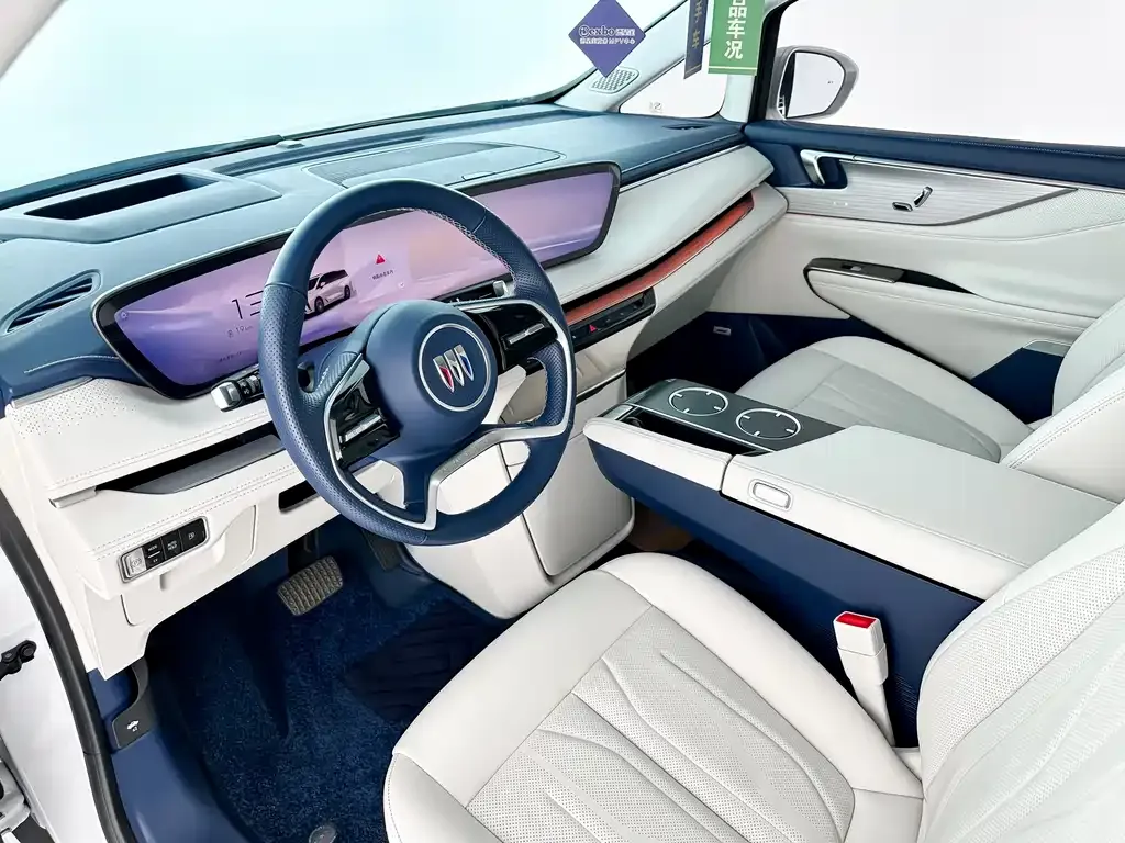 Buick GL8 Hybrid — фото 10