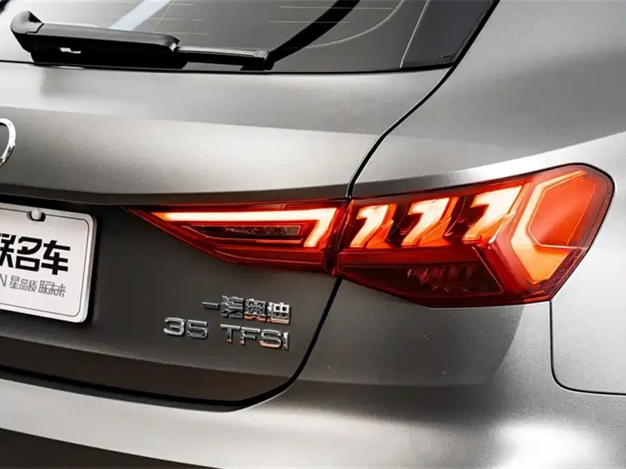 Audi A3 — фото 2