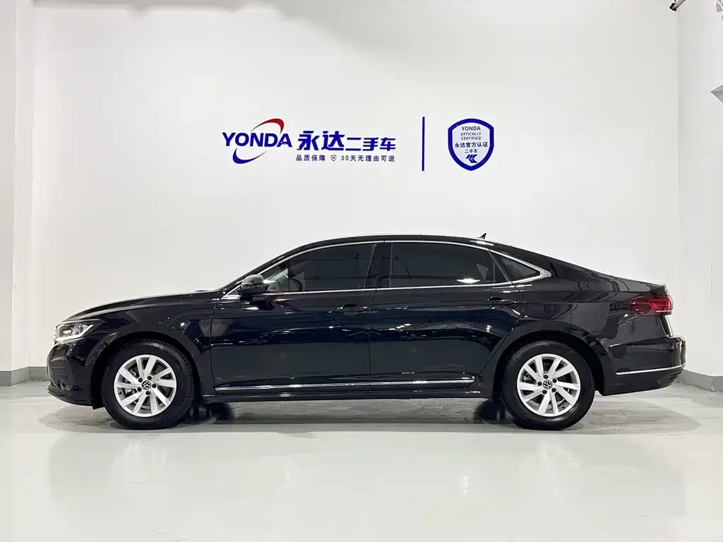 Volkswagen Passat — фото 6
