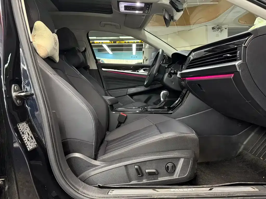 Volkswagen Passat — фото 10