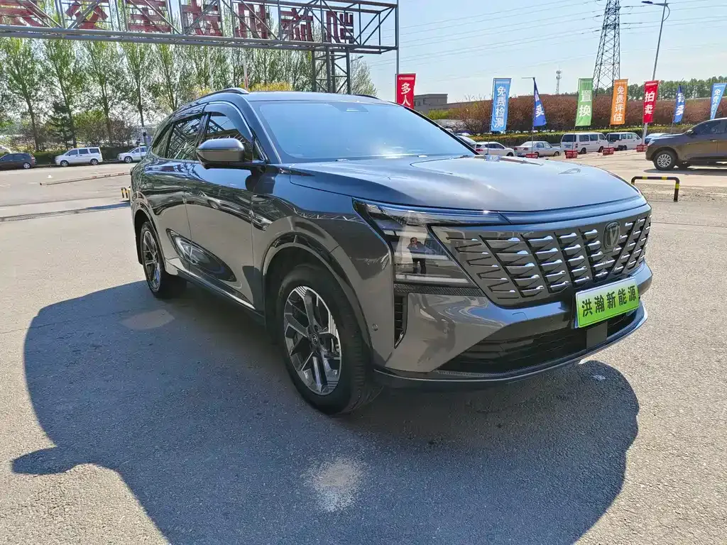 Changan CS75PLUS — фото 9
