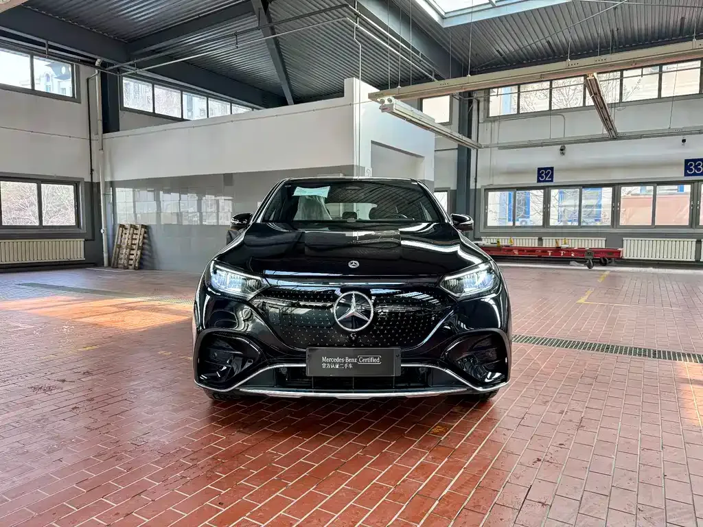 Mercedes-Benz EQE SUV — фото 5