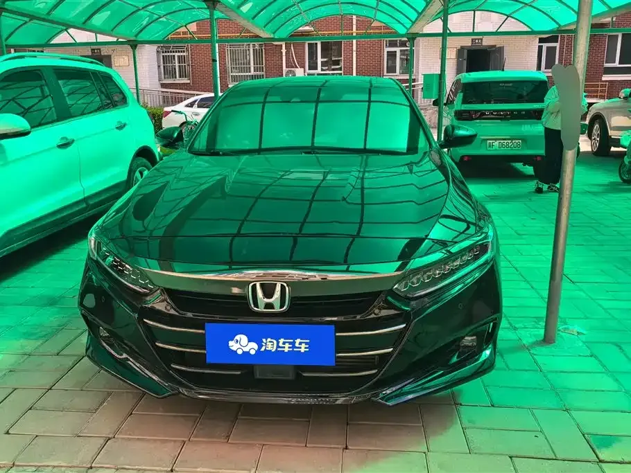 Honda Accord — фото 9