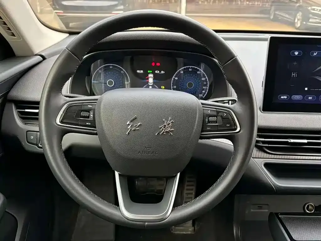 Hongqi E-QM5 — фото 5