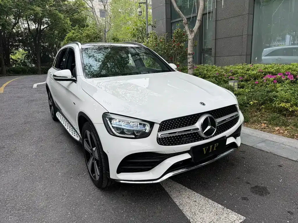 Mercedes-Benz GLC — фото 5