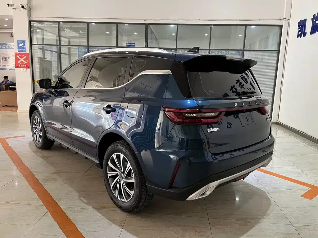 Geely Vision X6 — фото 6