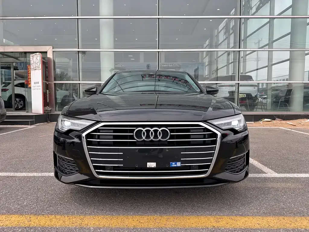 Audi A6L — фото 10