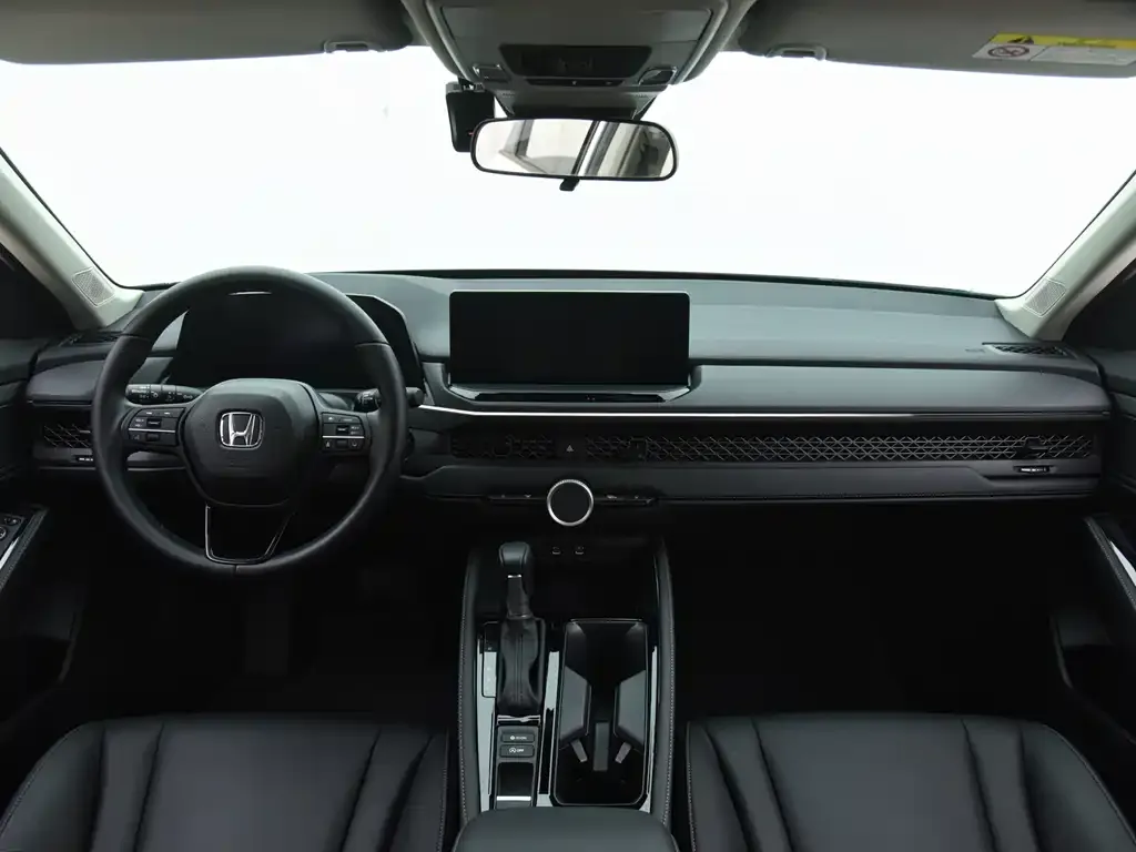 Honda Accord — фото 4