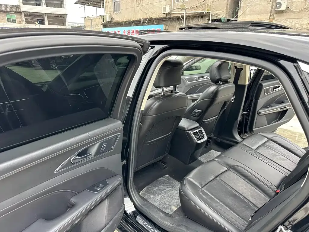 Ford Taurus 2021 из CN, фото 8