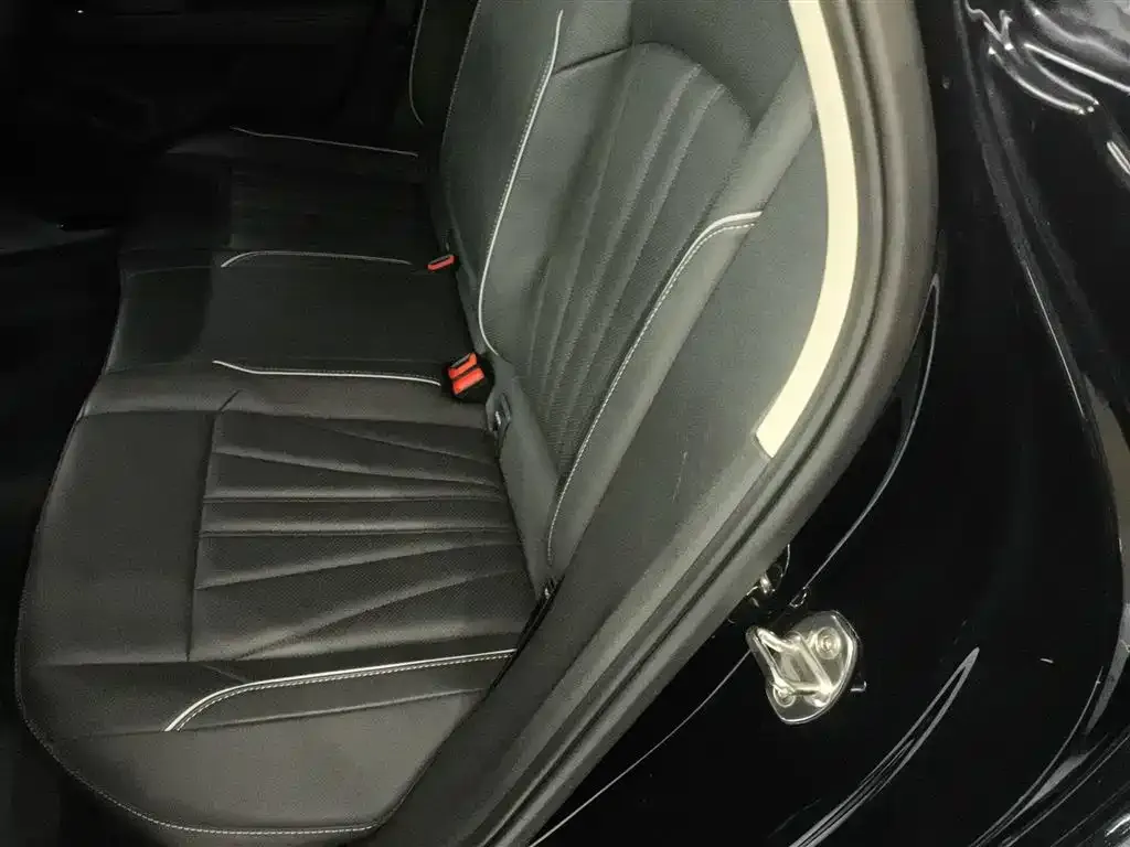 Volkswagen Passat — фото 8