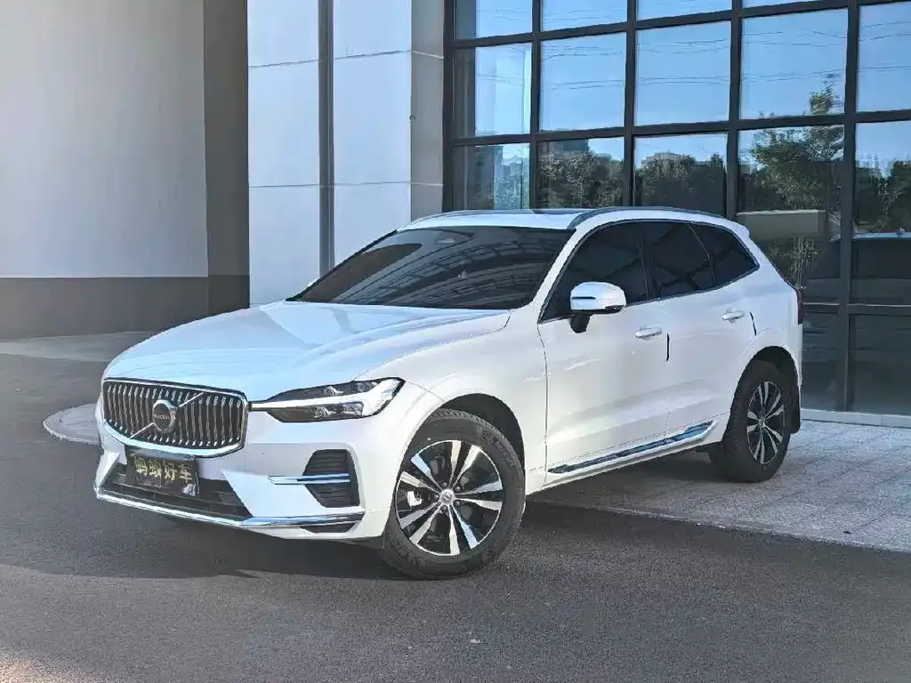 Volvo XC60 — фото 4