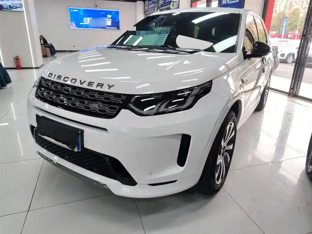 Land Rover Discovery Sport — фото 1