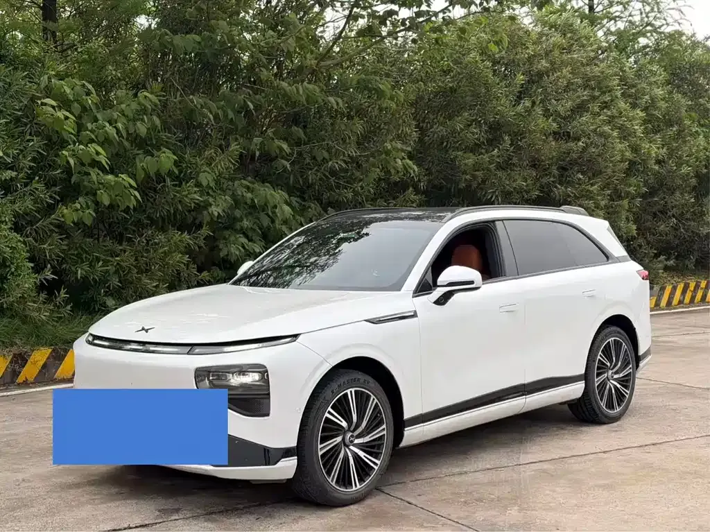 XPeng G9