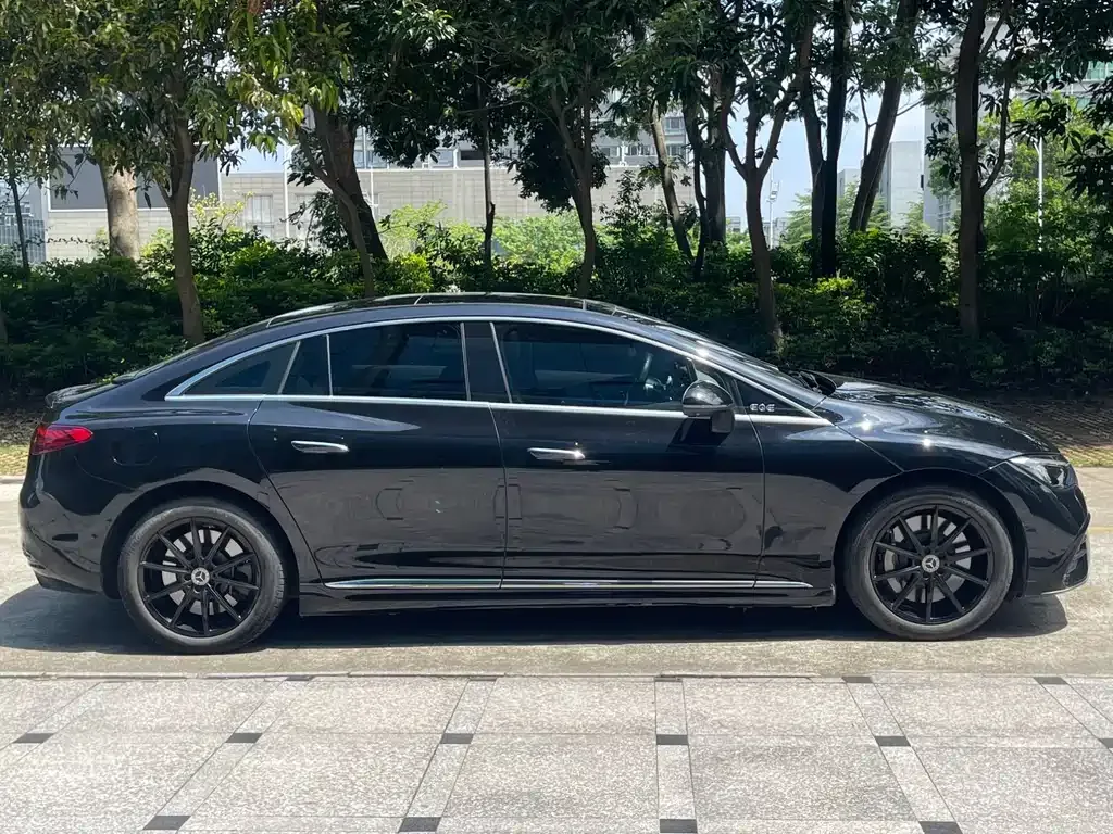 Mercedes-Benz EQE 2023 из CN, фото 10