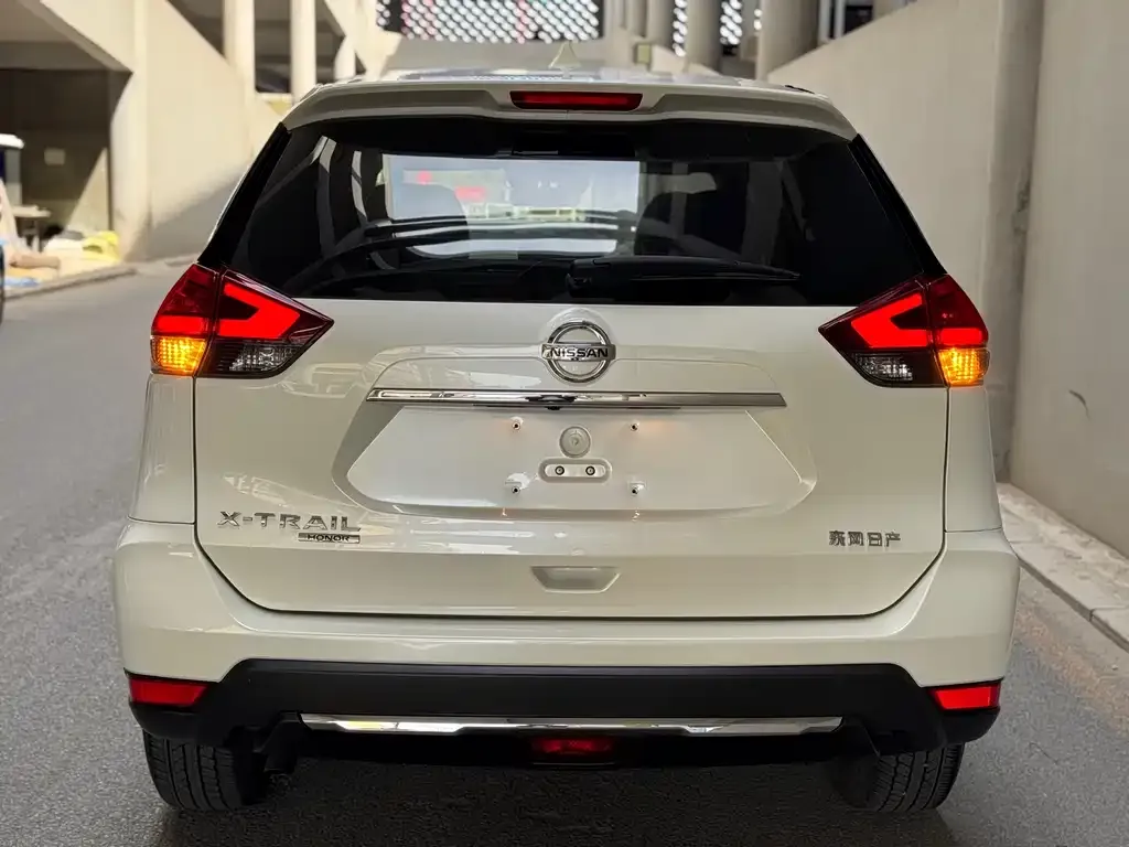 Nissan X-Trail — фото 2