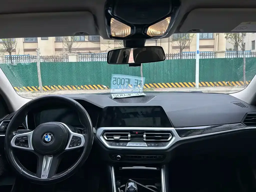 BMW 3 Series 2021 из CN, фото 4