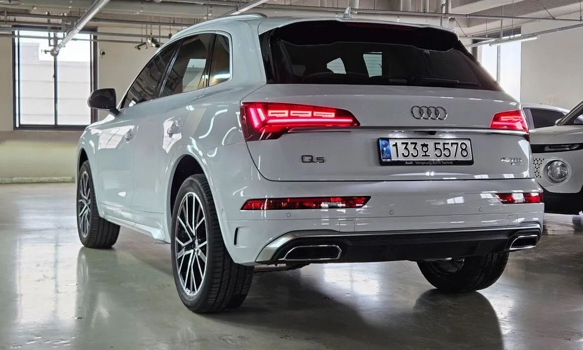 Audi Q5 — фото 6