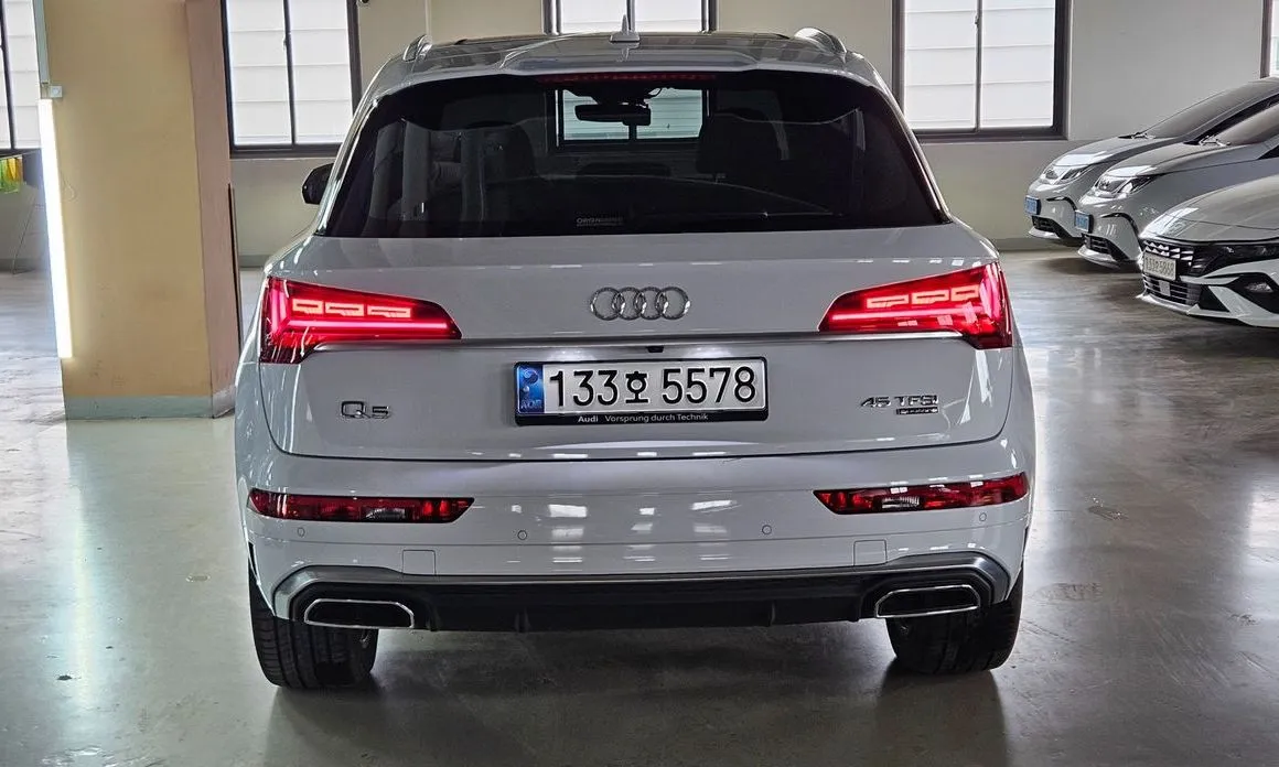 Audi Q5 — фото 7